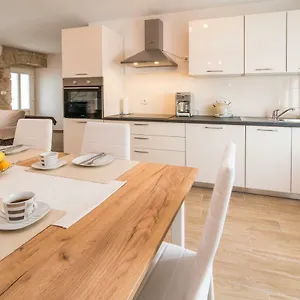 Tara Apartment Vrbnik (Primorje-Gorski Kotar)